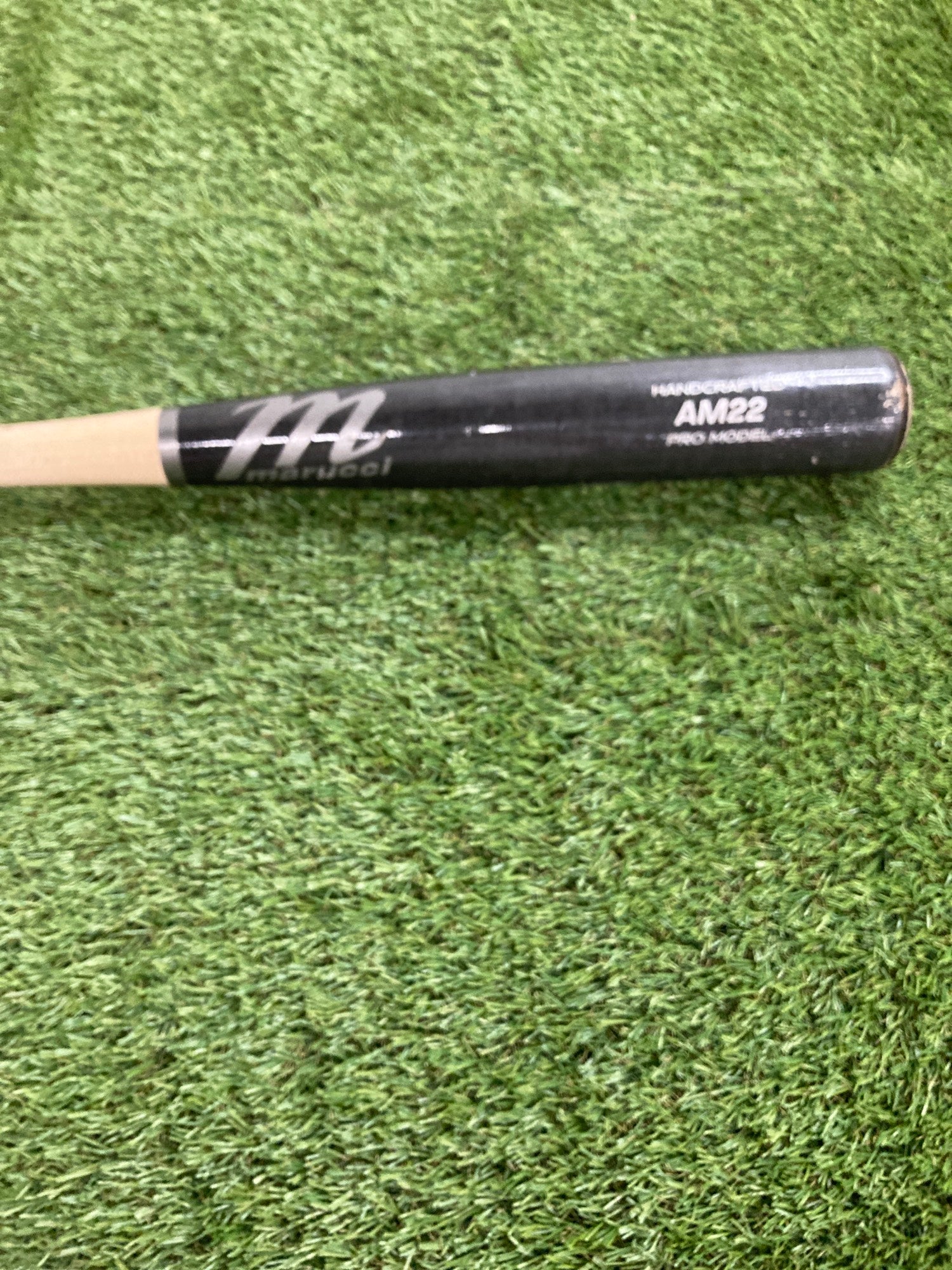 What Pros Wear: Andrew McCutchen's Marucci Cutch22 Maple Bat