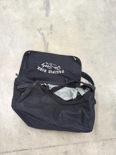 Used Pacific Rink Carry Hockey Bag