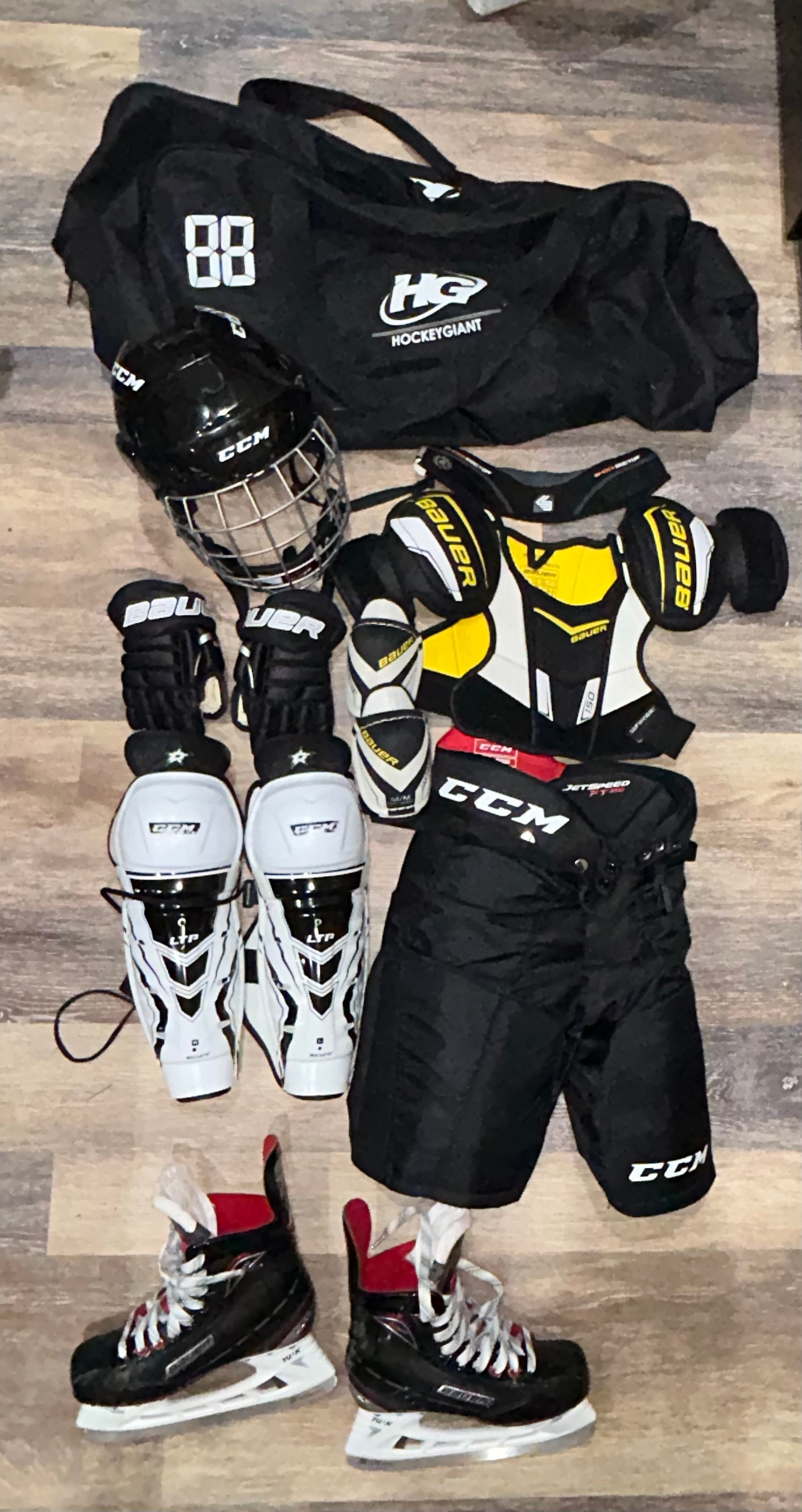 Kids CCM Hockey Equipment Full Set Including Skates and Helmet for Sale in  New York, NY - OfferUp