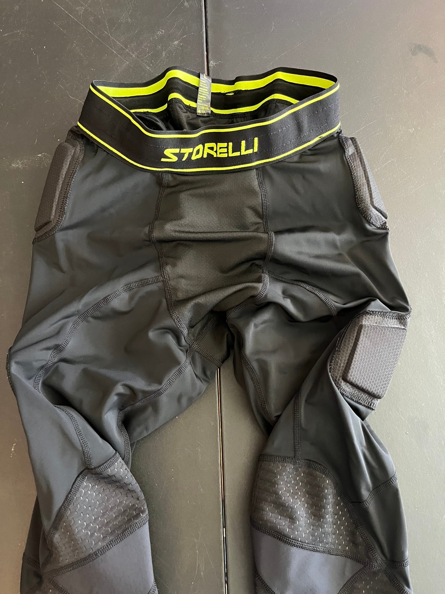 Buy BodyShield GK 3/4 Leggings-2