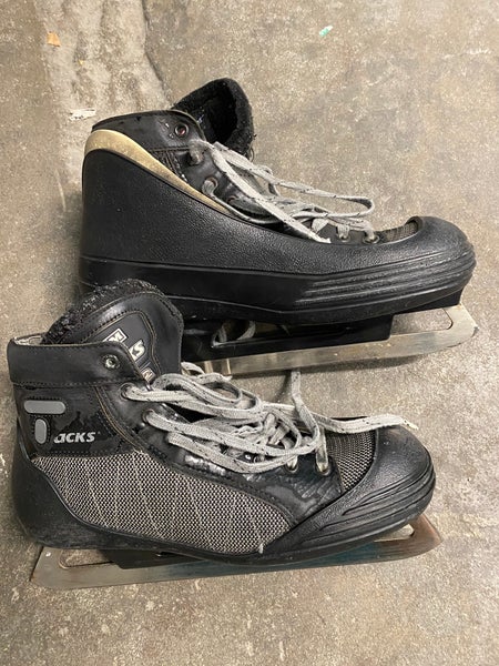 Used CCM Regular Width Size 9.5 Tacks Hockey Goalie Skates