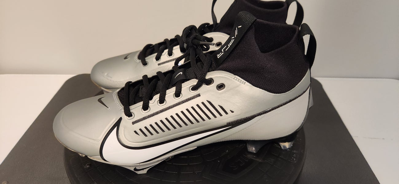 Size 9 New Nike Edge Pro 360 Men's Cleat