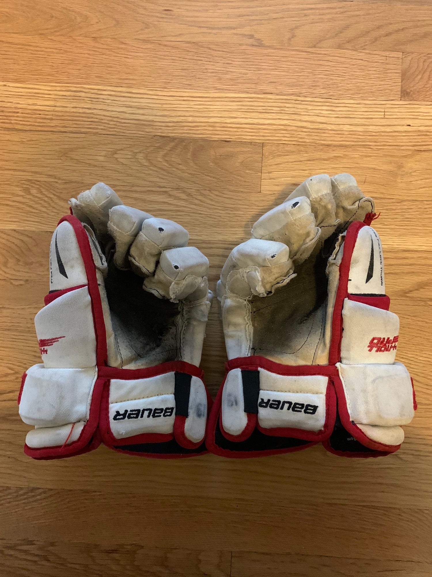 Used Boston University Bauer Vapor 2X Pro Gloves 13 Pro Stock