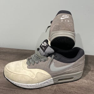Nike Air Max Men's Size Men's 10.5 (W 11.5) Nike Shoes