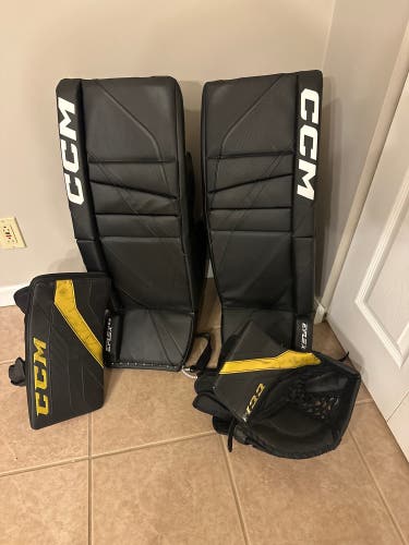 Ccm eflex 6.5 goalie leg pads