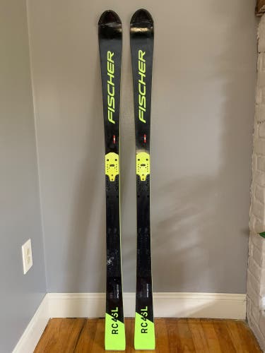 Fischer RC4 SL race skis