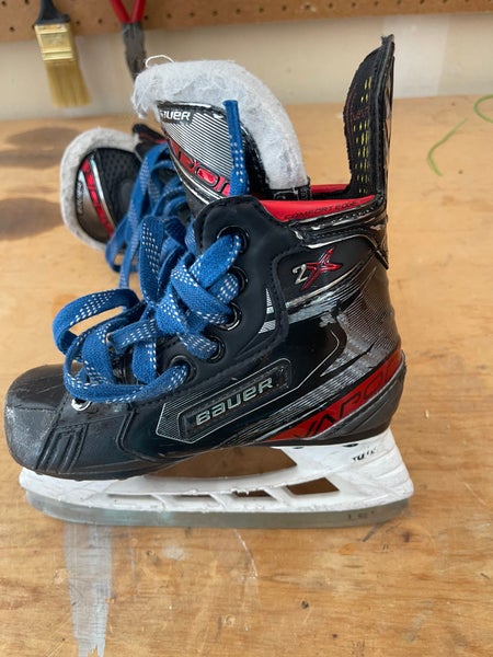 Bauer X2 Youth 11D Hockey Skates