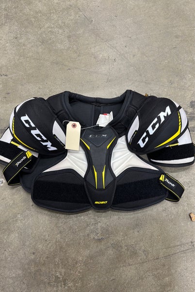 Junior Used Large CCM Tacks 9060 Shoulder Pads