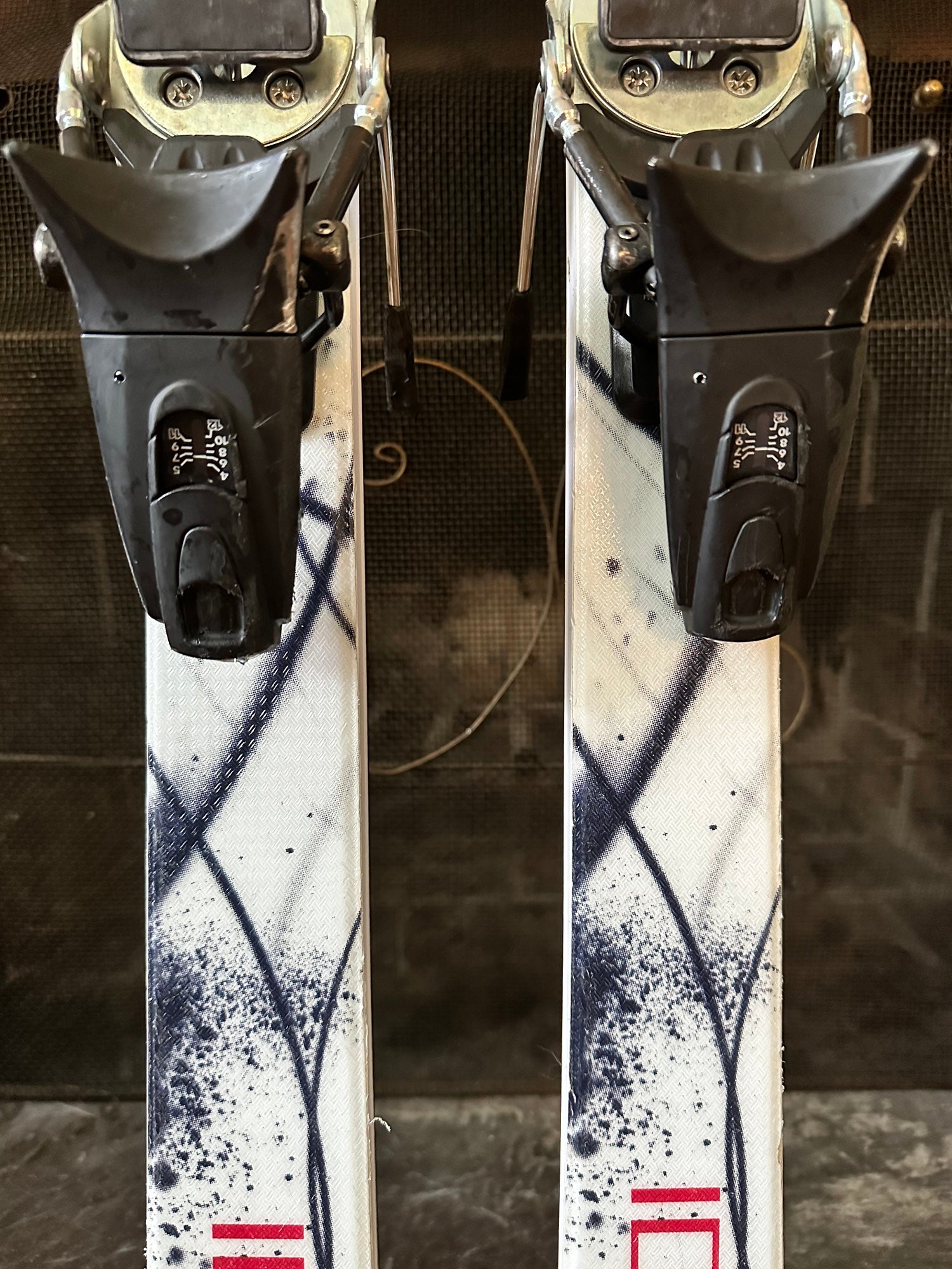 ID One Skis W Pivot 12 Bindings 155 cm | SidelineSwap