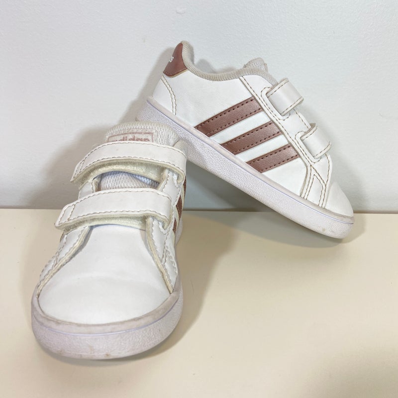 Adidas Originals Superstar All White Shoes B23641 Youth/Kids Size