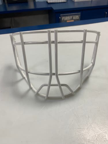 Bauer NME Cheater Cage