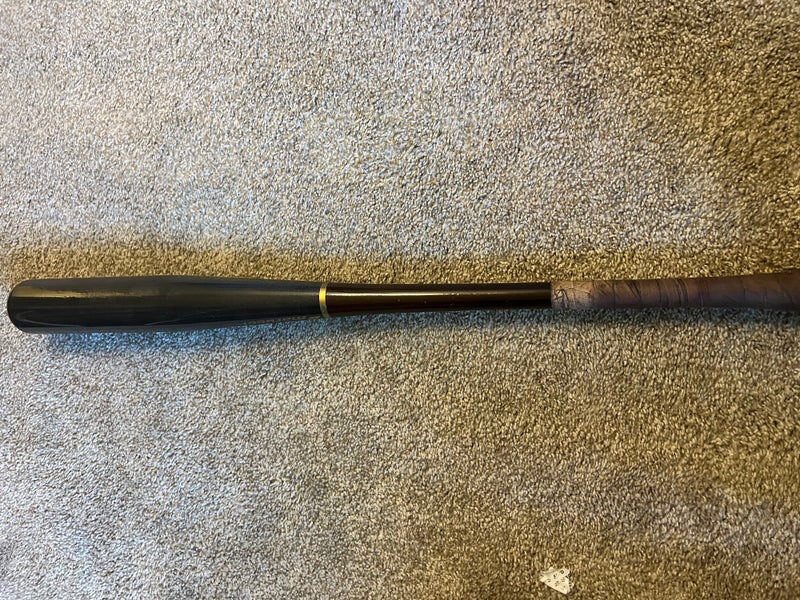 33” 30 oz Marucci AP5 Pro Model