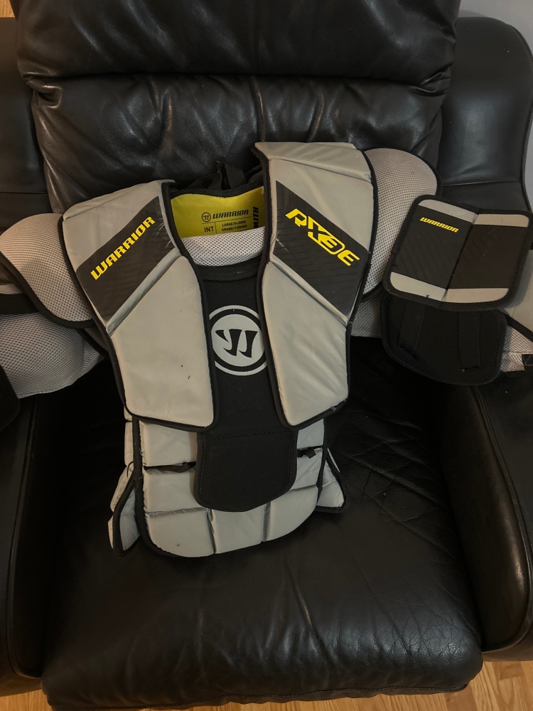 Used Large Warrior  Ritual X3E Goalie Chest Protector