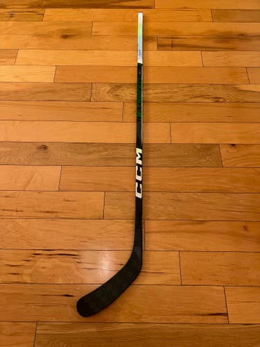 New CCM JetSpeed FT6 Pro (Green) Hockey Stick P90TM/70 Flex/Right Handed