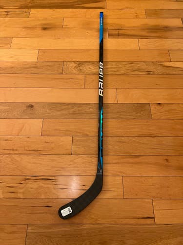 New Bauer Sync Hockey Stick P92/77 Flex/Right Handed