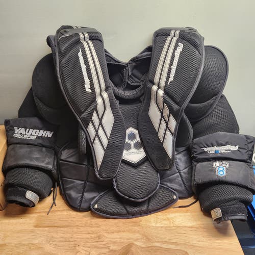 Medium Vaughn VE8 Pro Carbon Goalie Chest Protector