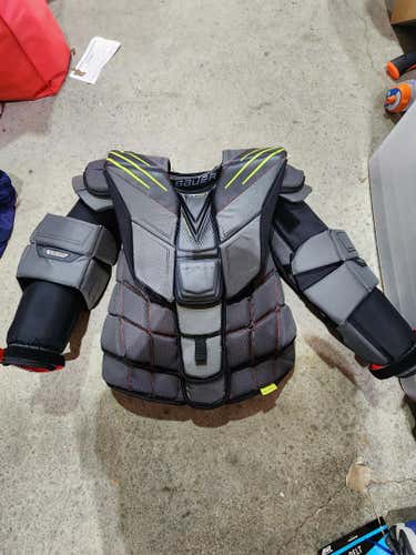 Used XL Bauer Hyperlite Goalie Chest Protector