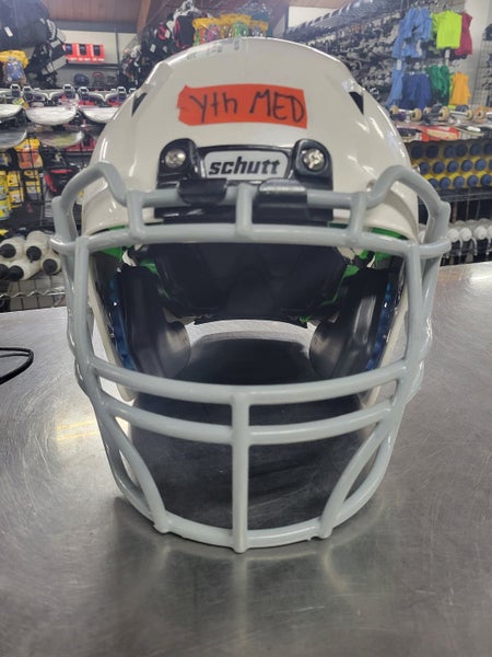 SCHUTT VENGEANCE A3 YOUTH FOOTBALL HELMET - Gridiron Tech