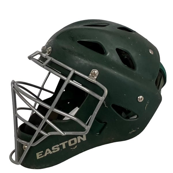 Used Wilson YOUTH CATCHERS HELMET MD Catcher's Equipment Catcher's Equipment