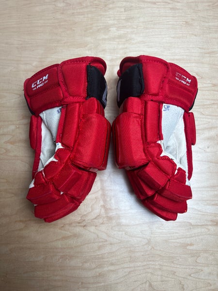 CCM HG97 Pro Stock Custom Hockey Gloves 14 UML NCAA NEW (2) - DK's Hockey  Shop
