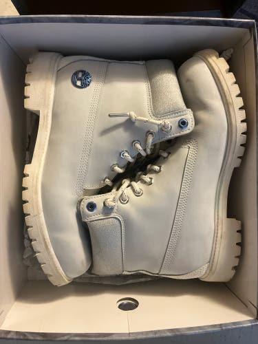 White Men's Size Men's 10.5 (W 11.5) Timberland Boots