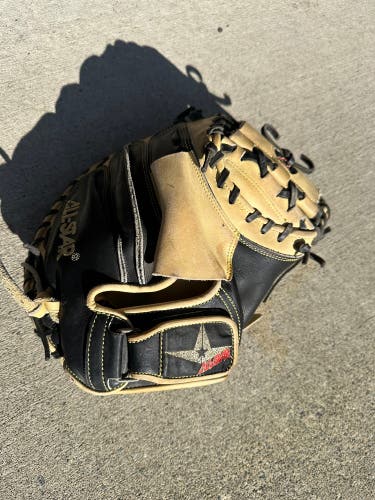 Right Hand Throw 32" CM3000SBT Catcher's Glove
