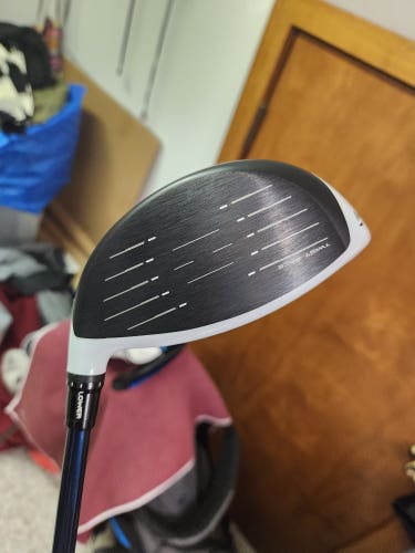 New Men's TaylorMade Right Handed SIM 2 Max Driver Regular Flex 10.5 Loft