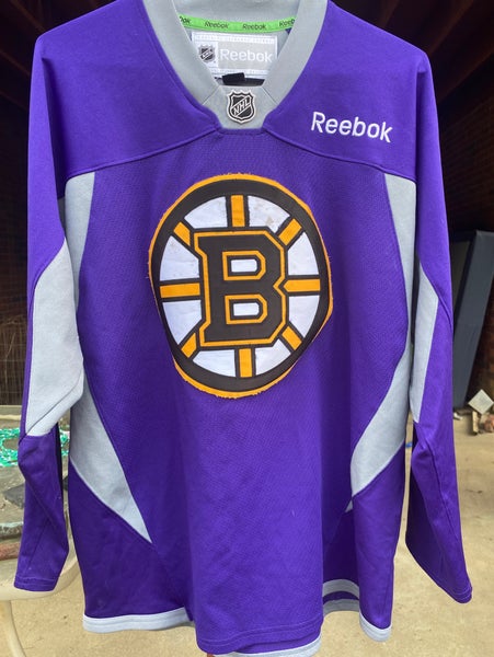 Boston Bruins HOCKEY FIGHTS CANCER Mens Reebok Jersey size Large