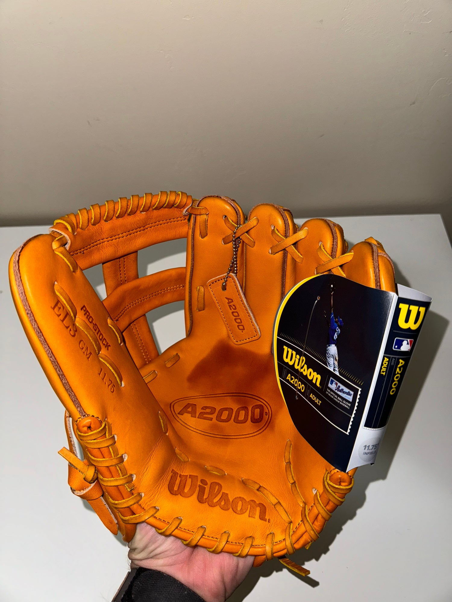 Rare Wilson A2000 EL3 11.75” | SidelineSwap | Buy and Sell on