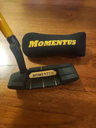 Momentus Putter Training Aid 35 Inches W / Head Cover