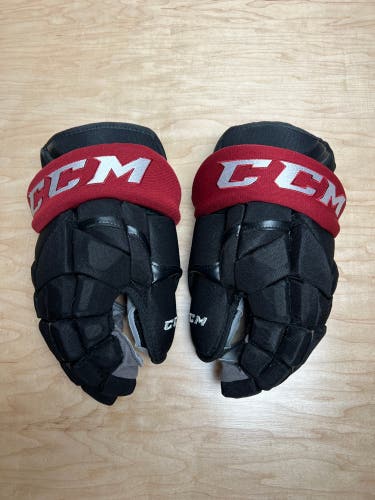 New 13” CCM HG12 Pro Stock Hockey Gloves