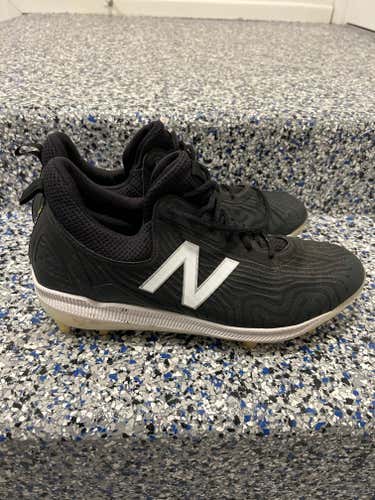 New Balance Men's Low Molded Baseball Cleats SIZE 11