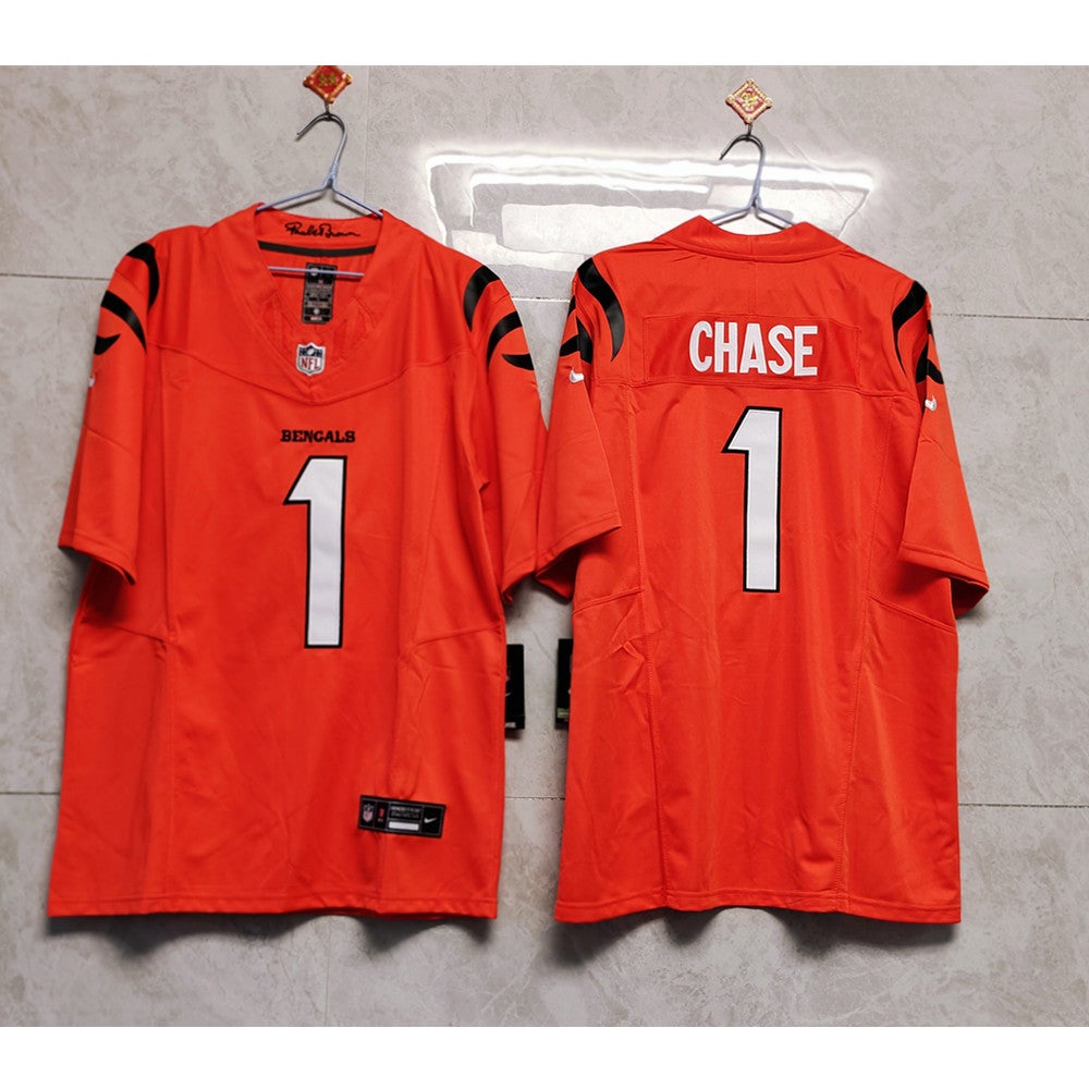 Women's Nike Ja'Marr Chase Black Cincinnati Bengals Game Jersey Size: Large