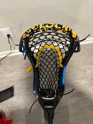 Custom Dyed Strung Gait D Head - 8D Mesh Dynasty