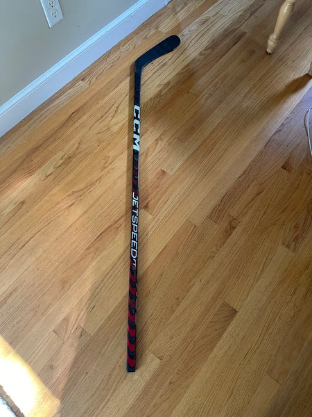 Intermediate Right Handed P29 55 Flex JetSpeed FT5 Pro Hockey Stick