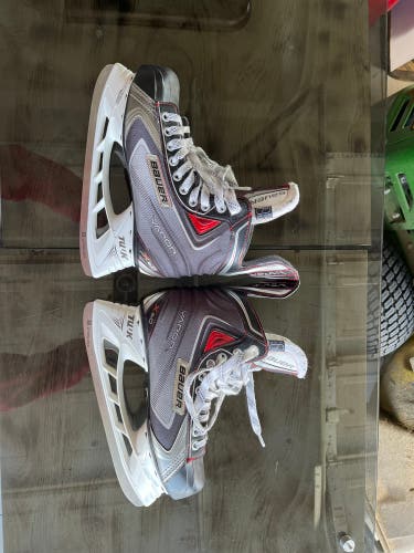 Bauer Vapor X60 senior hockey skates