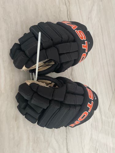 Ducks Pro Stock Easton Gloves