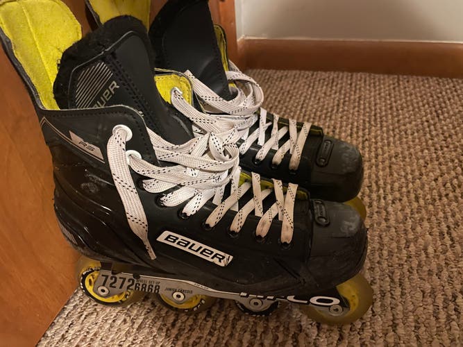 Used Bauer Regular Width Size 5 RS Inline Skates