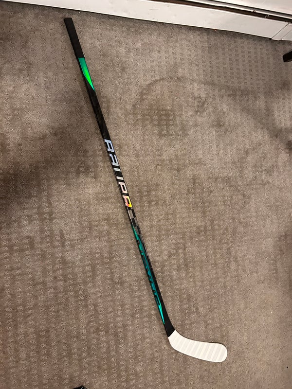 Vintage Easton Z-Bubble Hockey Stick for Sale in San Diego, CA - OfferUp