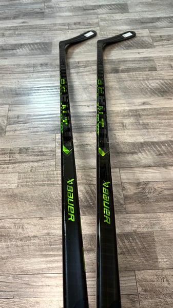 NEW! 2 PACK- 2x 77 Flex Right Hand P92 Ag5nt Hockey Sticks