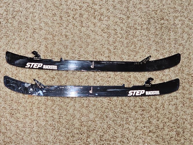 Used STEP EDGE BLACKSTEEL for BAUER Skates Size 263 - Size 7
