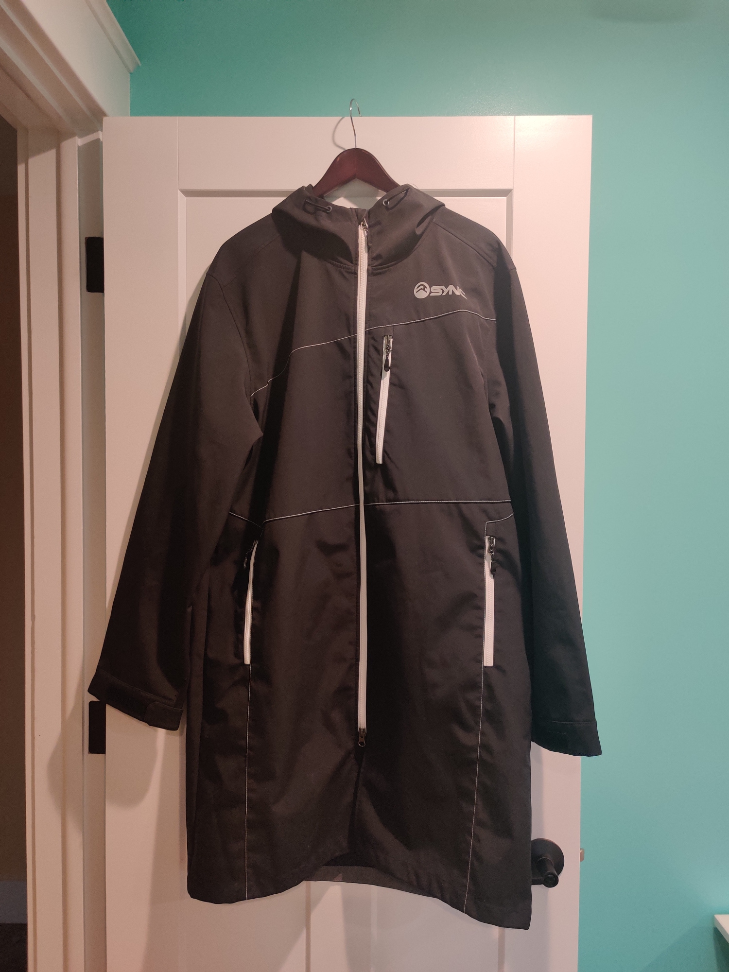 Black Unisex Adult Used (like NEW) Large SYNC Start House Jacket
