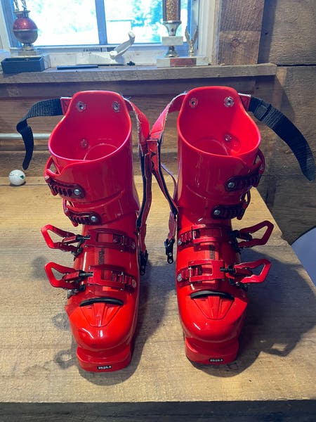 New Atomic Team Issue 150 Lifted (25.5) | SidelineSwap | Buy and