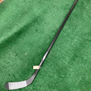 Used Senior StringKing Composite Pro Right Hockey Stick 59"