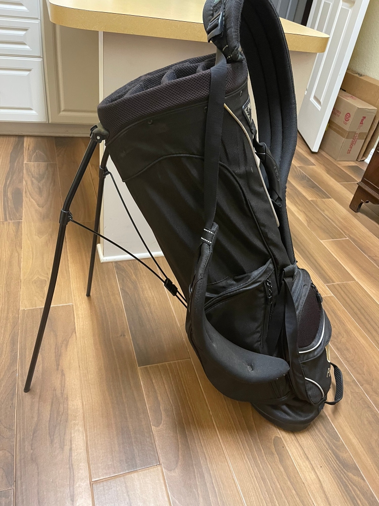 Ping Pine Valley Standing Golf Bag