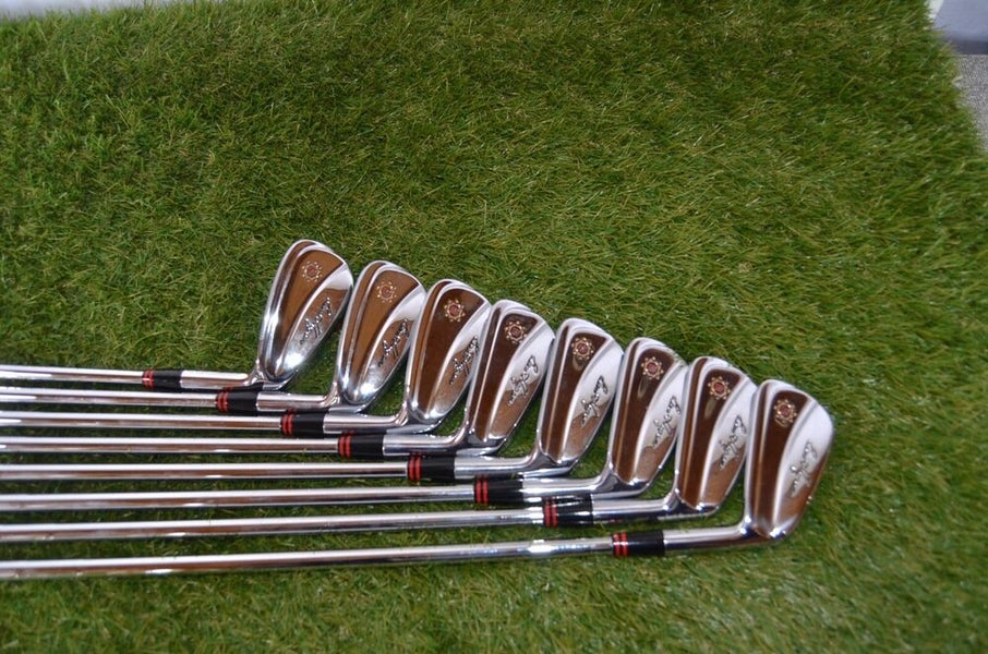 Ben Hogan	Apex	3-9,E Wedge Iron Set	RH	37"	Steel	Regular	Lamkin