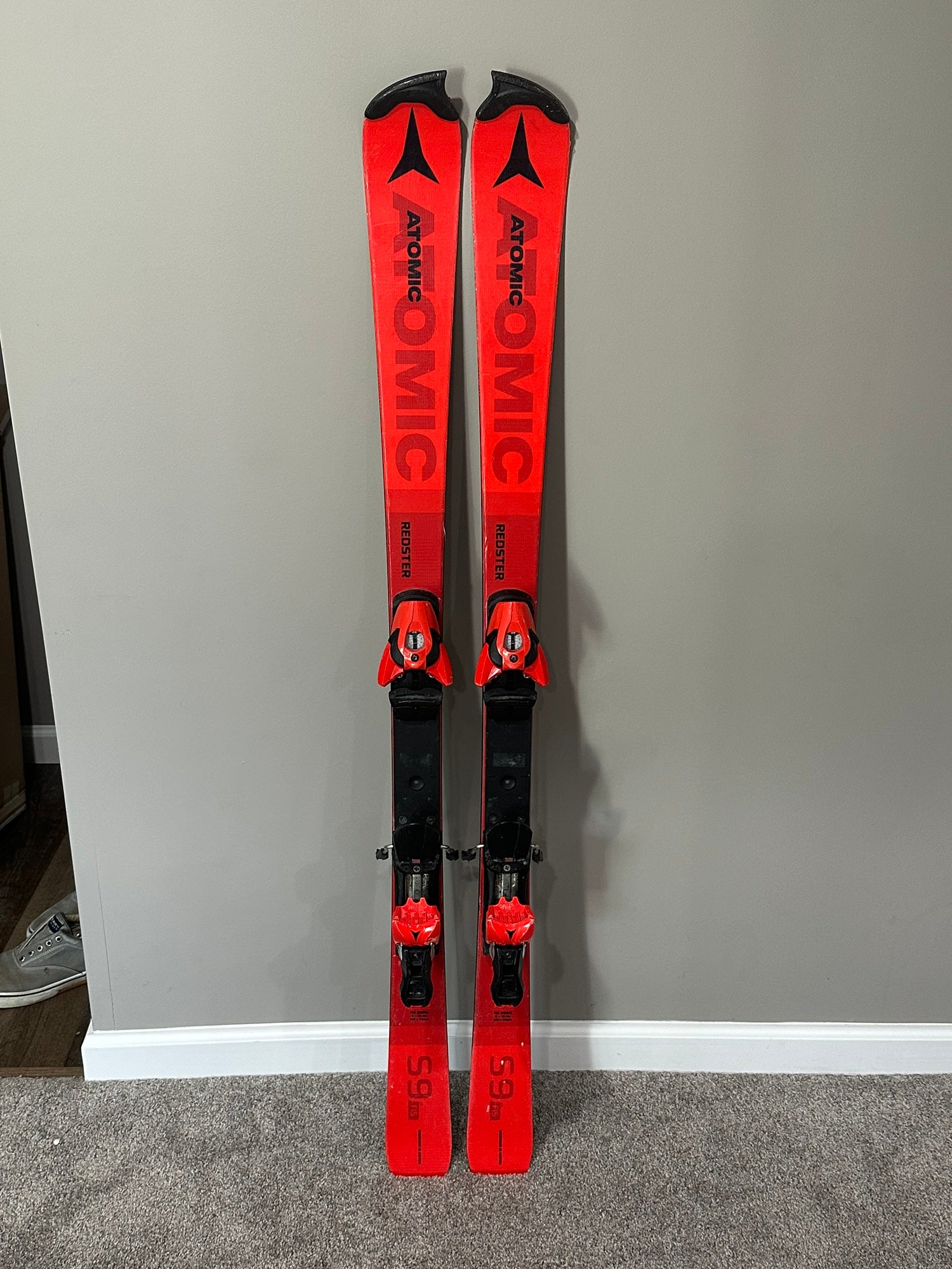 Atomic S9 SL FIS 138 w/Bindings | SidelineSwap