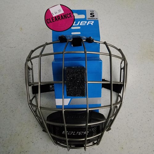 New Small Bauer Profile III Facemask Full Cage - Silver