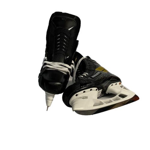 Senior New Bauer Supreme UltraSonic Hockey Skates Regular Width Pro Stock Size R 7.75D L 8D