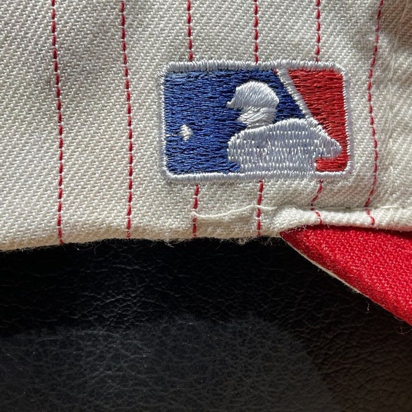 Vintage Cincinnati Reds Sports Specialties Plain Logo Pinstripe Snapback  Hat